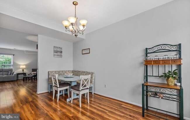 Building Photo - 6809 Stone Maple Terrace