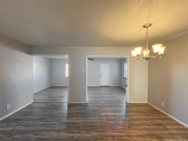 Building Photo - 12509 Nambe Ave NE