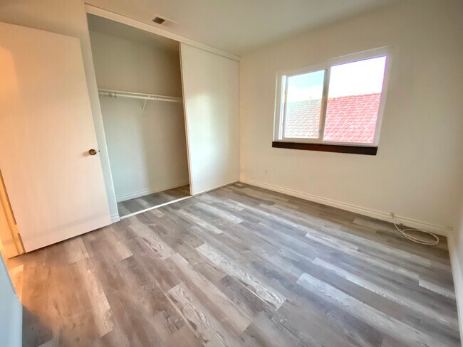Building Photo - 12900 Pan Am Blvd