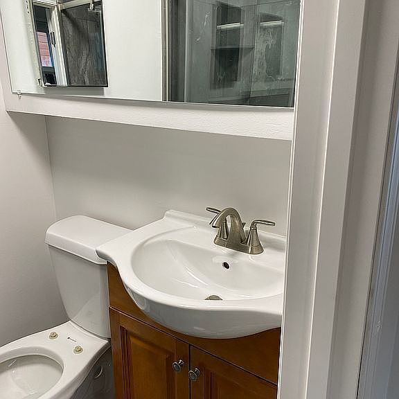 Building Photo - 3-Bed, 2-Bath Home in Birmingham's Heart with 1,375 Sq Ft of Comfort!"