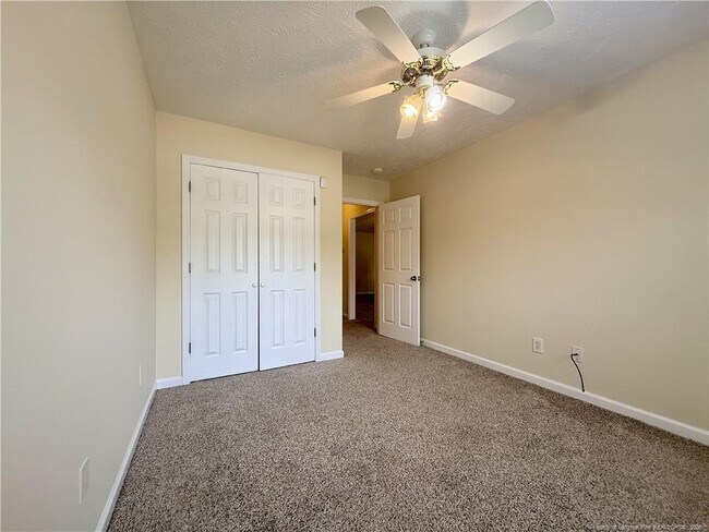 Building Photo - 522 Longview Dr