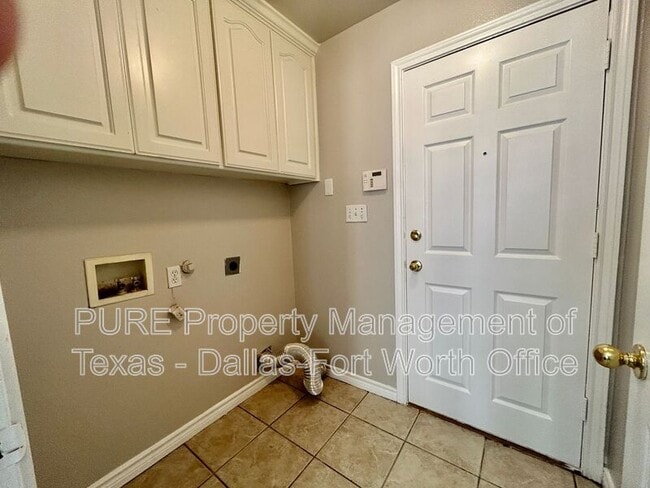 Building Photo - 4008 Cottage Park Ct