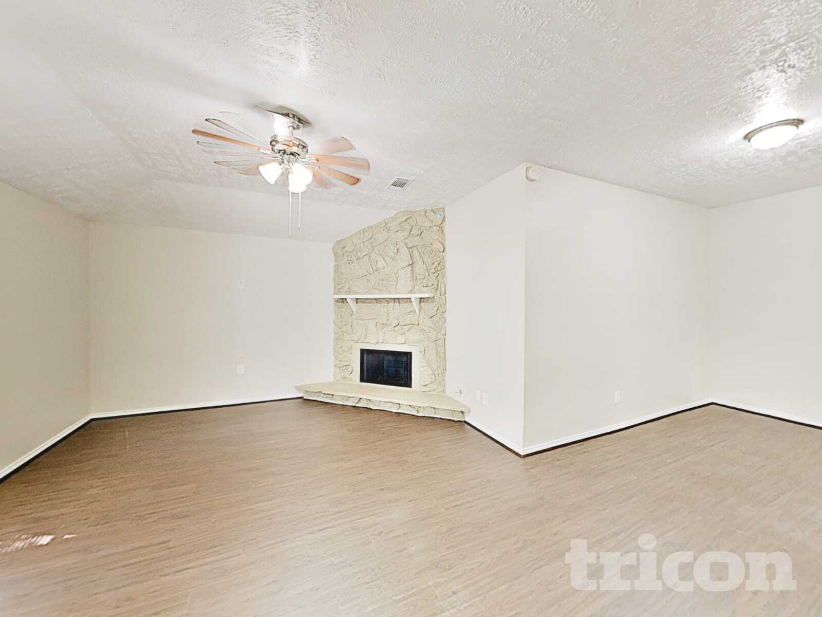 Building Photo - 19311 Amistad Dr