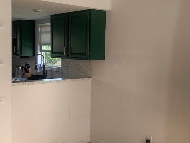 Building Photo - Available Aug 12th, 2025
