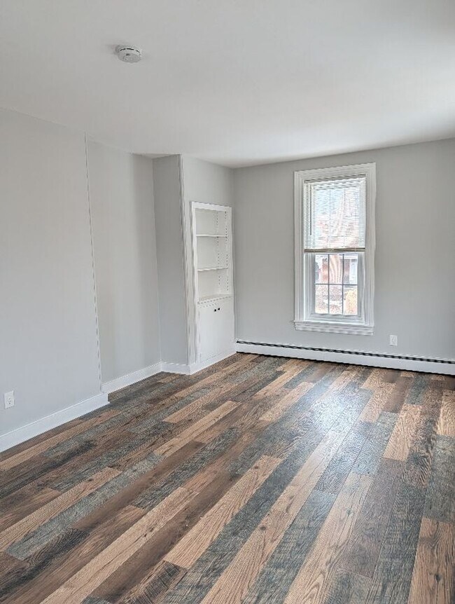 Building Photo - Downingtown