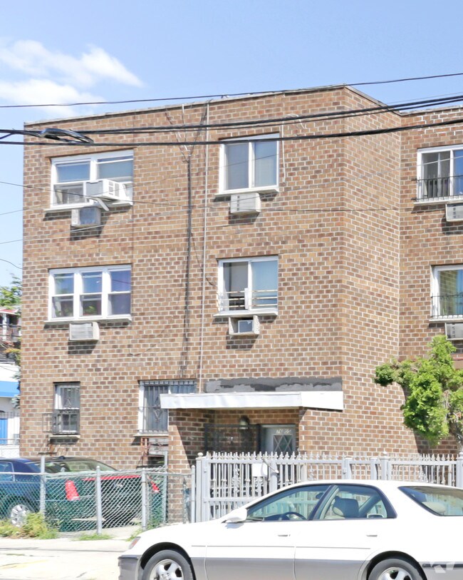 Building Photo - 76-05 47th Ave