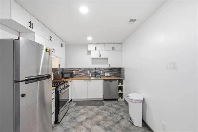 Building Photo - 9829 Park Ln Ct