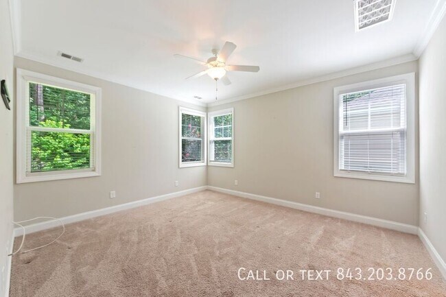 Building Photo - 336 Scottsdale Ct