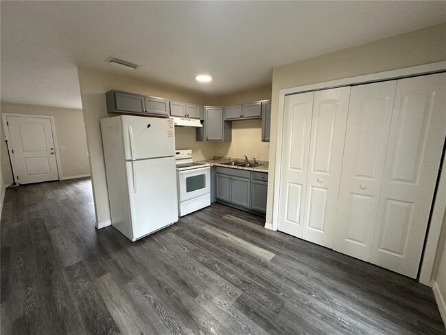 Building Photo - 457 Beech Ave