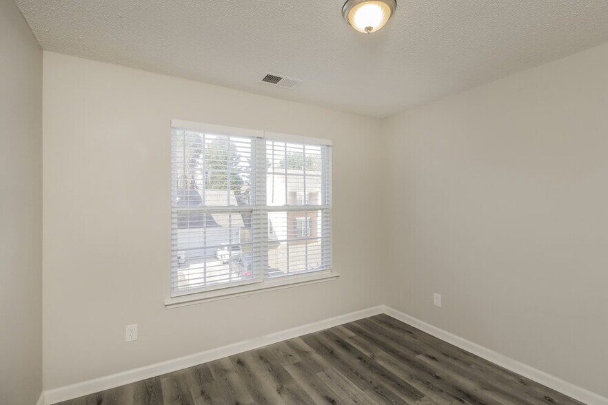 Building Photo - 15252 Eric Kyle Dr