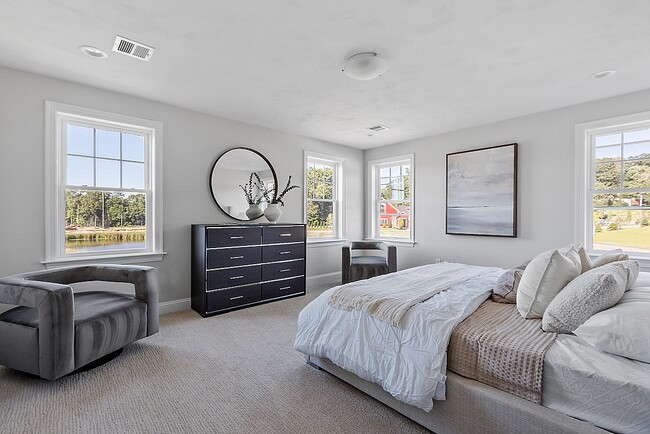 Building Photo - 4 Pebble Cir