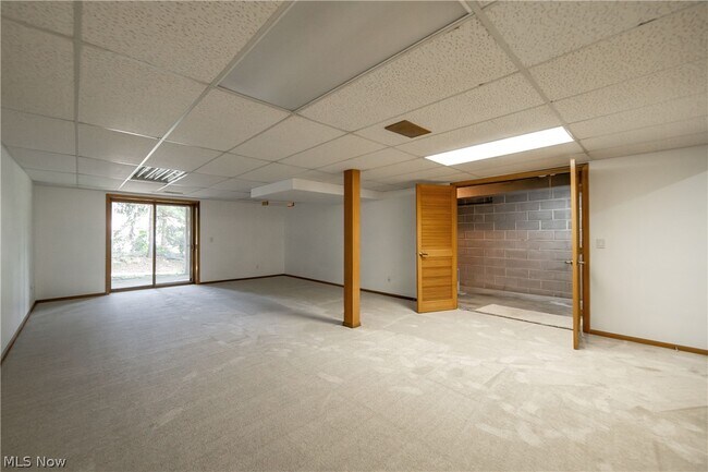 Building Photo - 5751 SOM Center Road