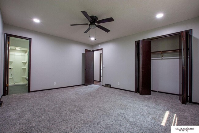 Building Photo - 12111 Miami St