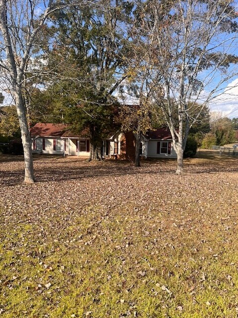 Building Photo - 175 Heritage Farm Ln