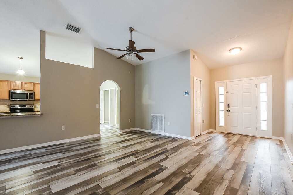 Building Photo - 2114 Nicollett Way