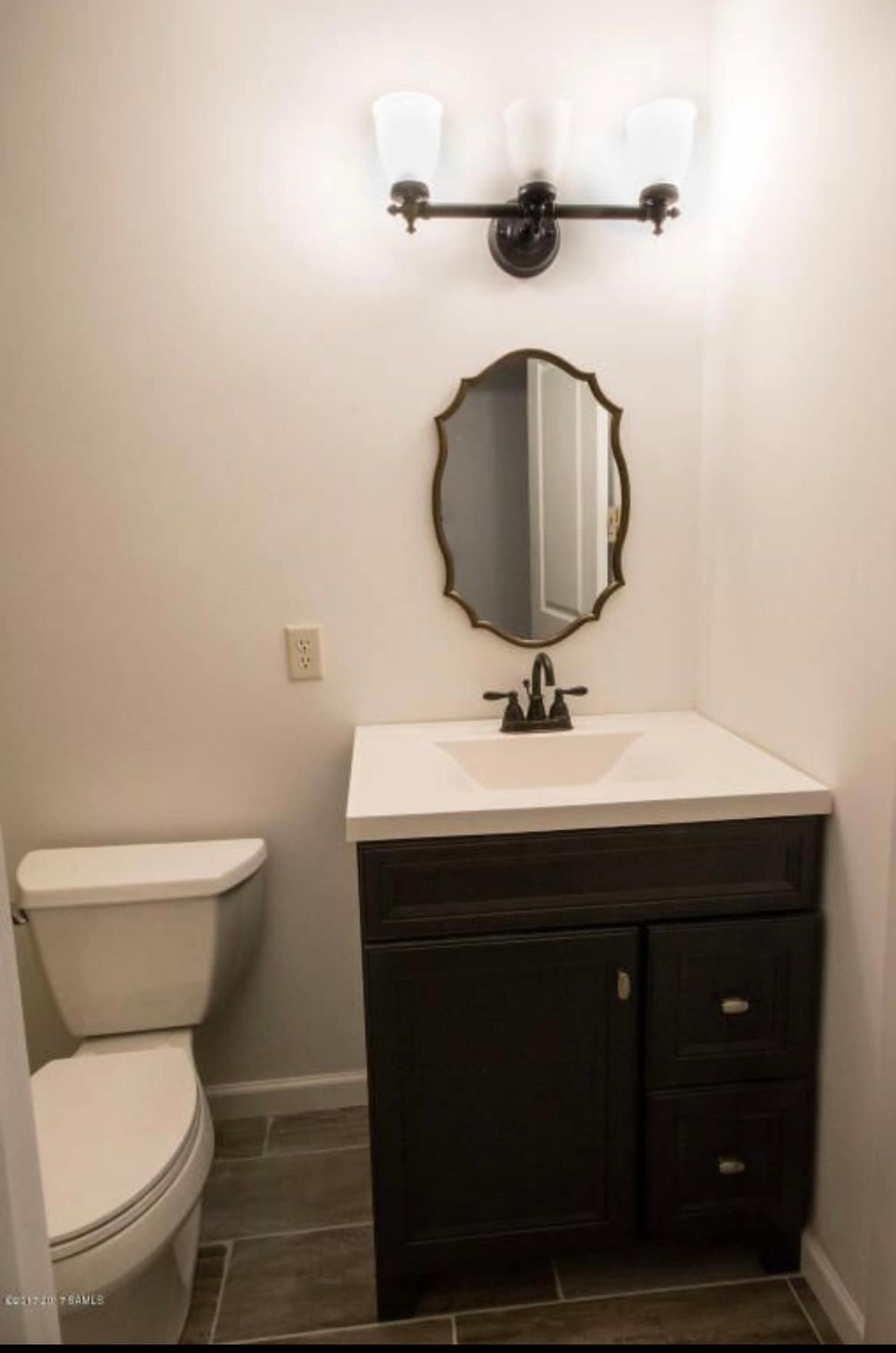 Upstairs bathroom with shower combo - 7 Christie Ln