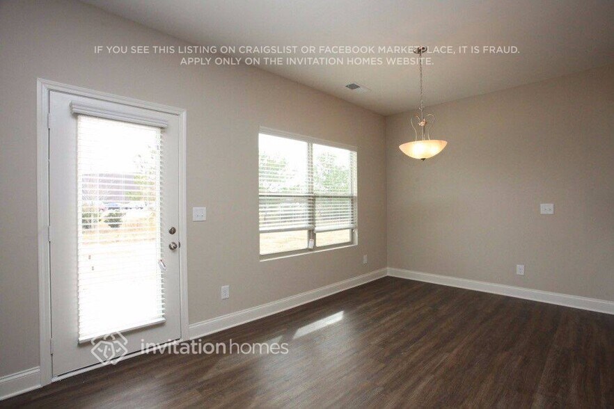 Building Photo - 5326 Roberta Crossing Dr