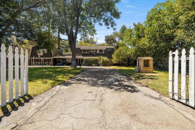 Building Photo - 7723 Varna Ave