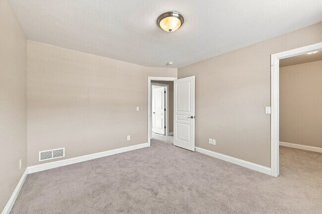 Building Photo - $2,745.95, 4 bed, 3.5 bath, located in Colorado Springs with Central AC