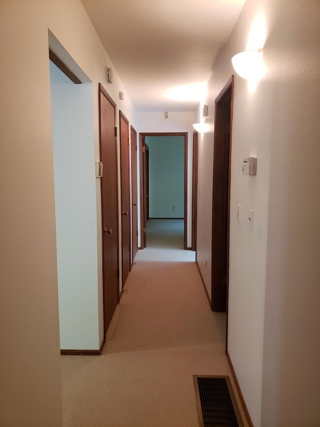 Building Photo - Unique Two Story Home in the Lincoln Area - Available Now!