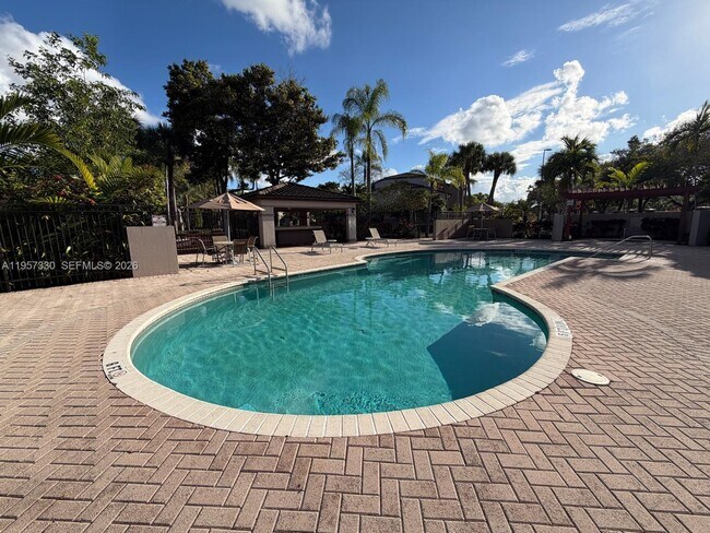 Building Photo - 9971 Nob Hill Pl