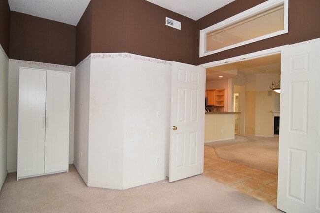 Building Photo - 1754 NE Ashberry Dr