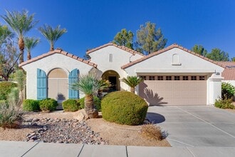 Building Photo - WONDERFUL 3 BEDROOM PLUS DEN 1 STORY HOME. CASITA WITH OWN BATHROOM! GATED COMMUNITY!