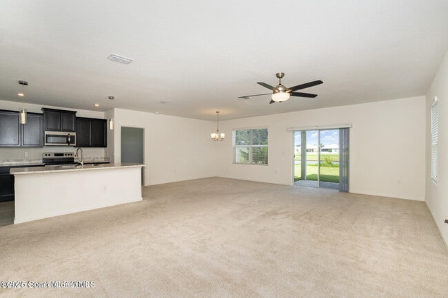 Building Photo - 4240 Pagosa Springs Cir