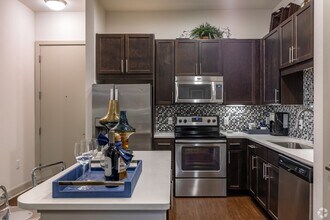 Building Photo - Stylish Homes in a Prime Location!
