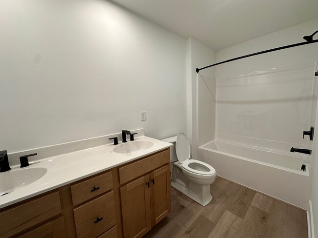 Building Photo - 4004 Winds Field Way