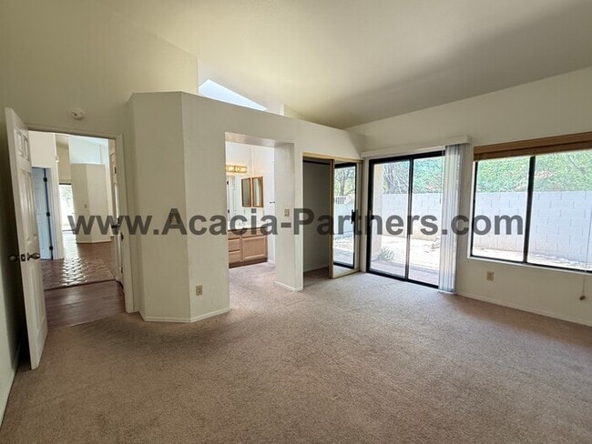 Building Photo - Three Bedroom/Two Bath Home