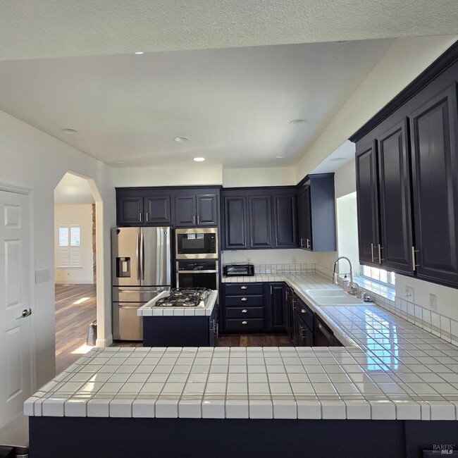 Building Photo - 298 White Sands Dr