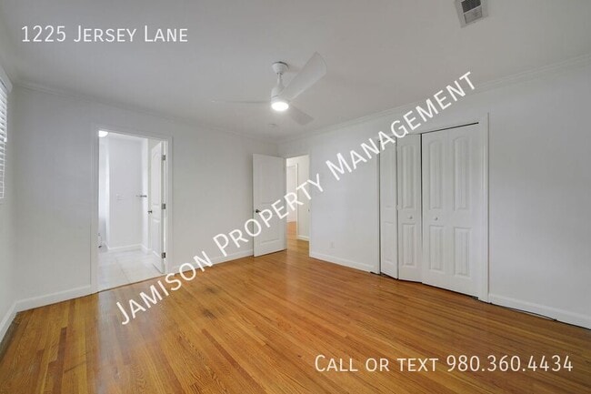 Building Photo - 1225 Jersey Ln