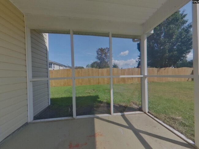 Building Photo - 379 Charter Oak Ct