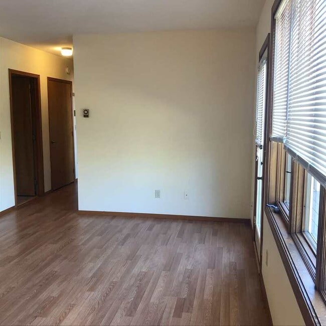 Building Photo - 203 N Wightman St