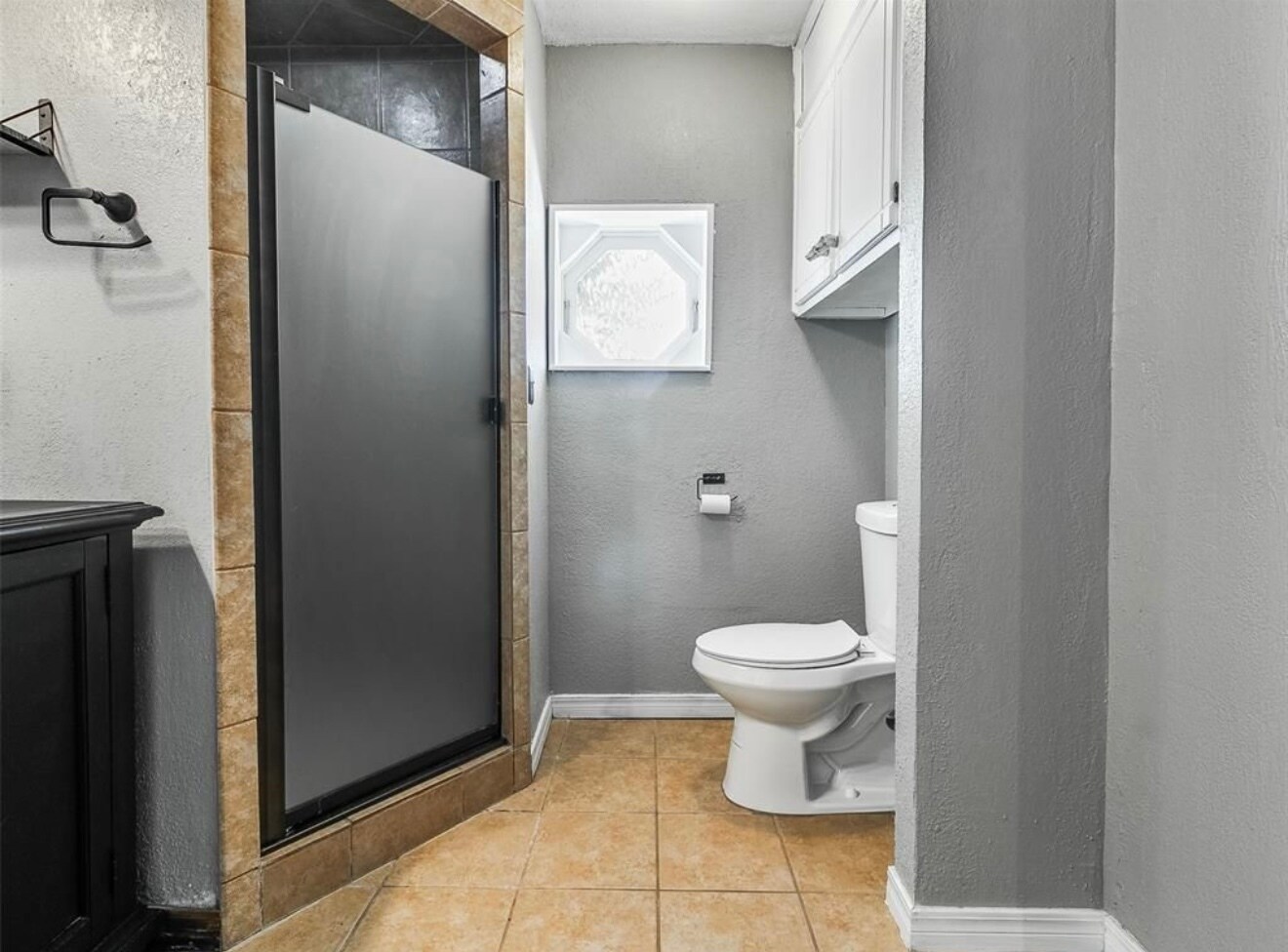 Building Photo - 6705 Bayberry Dr