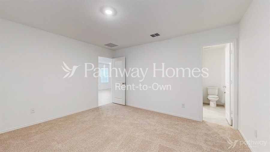 Building Photo - 8809 Red Fox Trl