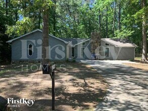 Building Photo - 4116 Wendell Way