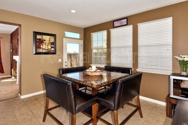 Building Photo - 2348 Tedeschi Dr