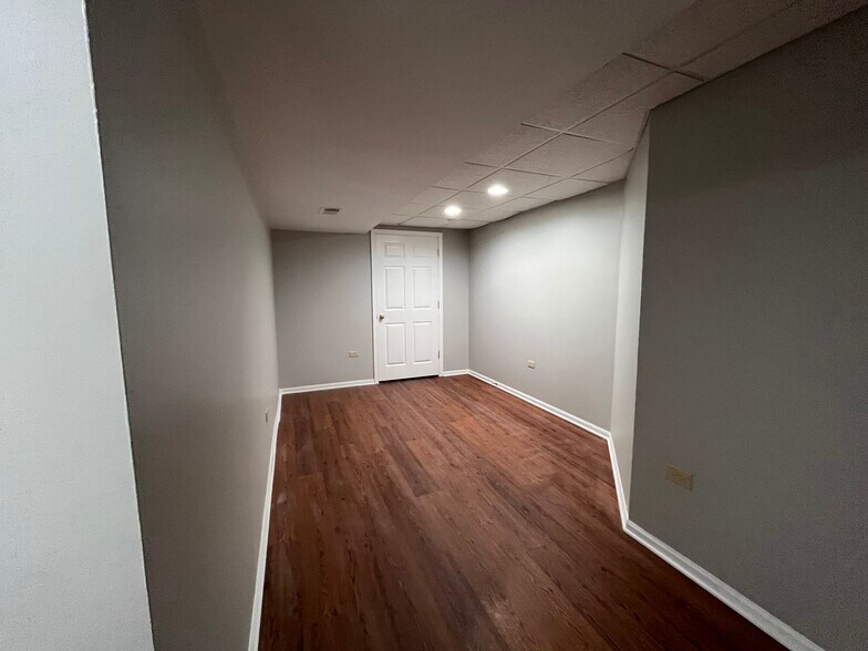 Building Photo - 13270 W Heiden Cir