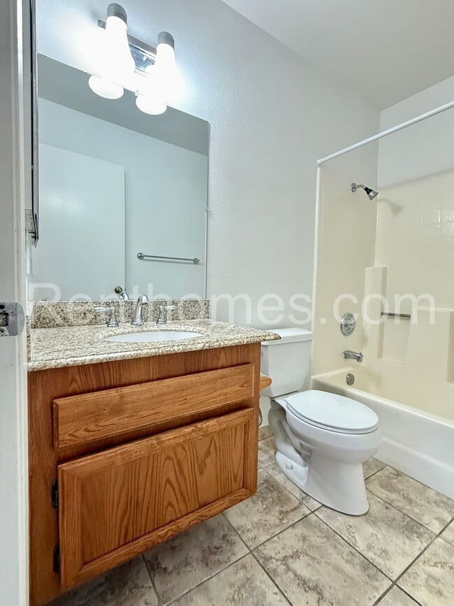 Building Photo - 13513 Hike Ln