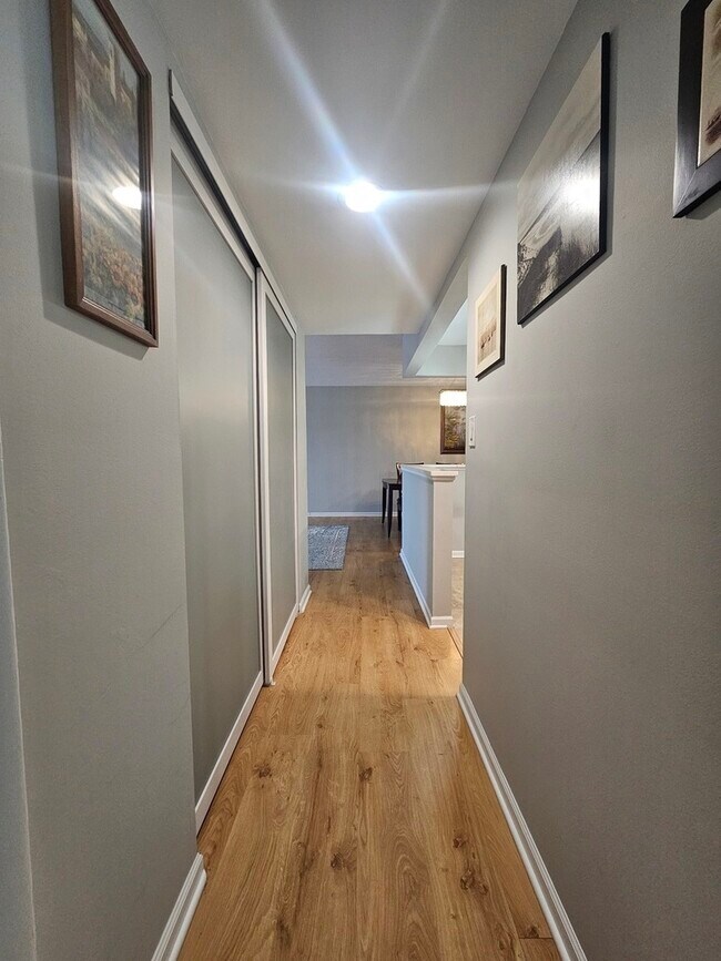 Building Photo - 475 Plum Creek Dr