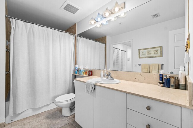 Building Photo - 700 E Boynton Beach Blvd