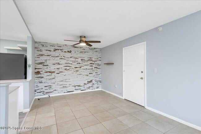 Building Photo - 2700 N Hwy A1A