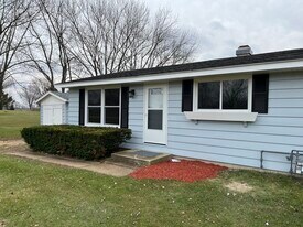 Building Photo - W557 Mary Ln