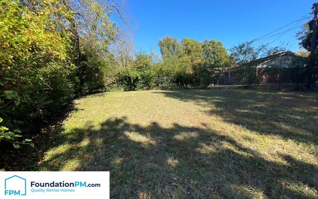 Building Photo - 1686 Brookhaven Dr