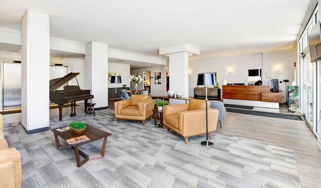 Building Photo - 1620 E Broad St