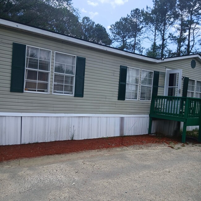 Building Photo - 362 Freemont Rd