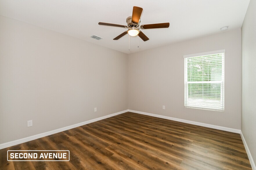 Building Photo - 3604 38th St SW