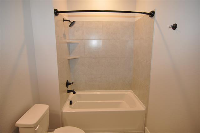 Building Photo - 829 Crystal Oak Ln